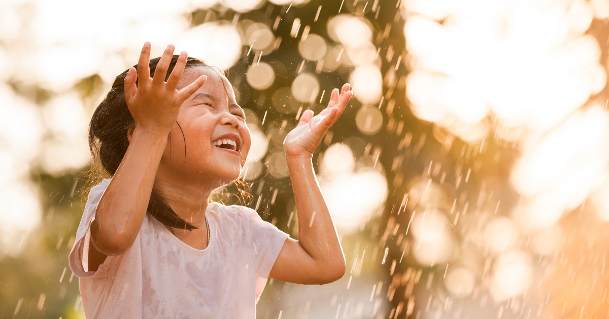 雨はスペインに行く